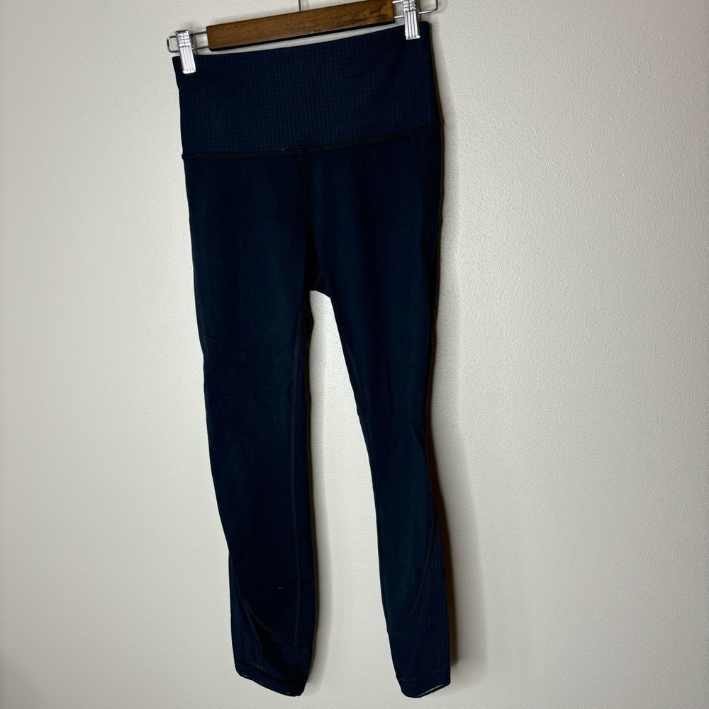 Lululemon Navy Mesh Ankle Length Leggings 6